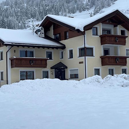 A Sosta Lägenhet Selva di Val Gardena Exteriör bild